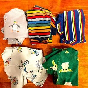 Five Hanna Andersson pajamas sets